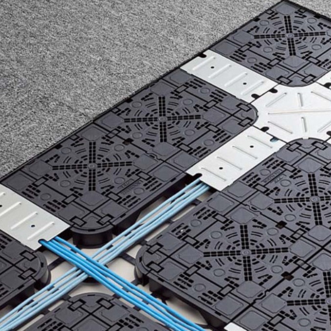 京都 オフィス内装工事 OAフロア施工例 配線対応フロア