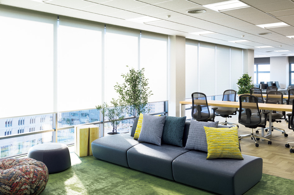 京都でロールスクリーンはインテリアヤマモト