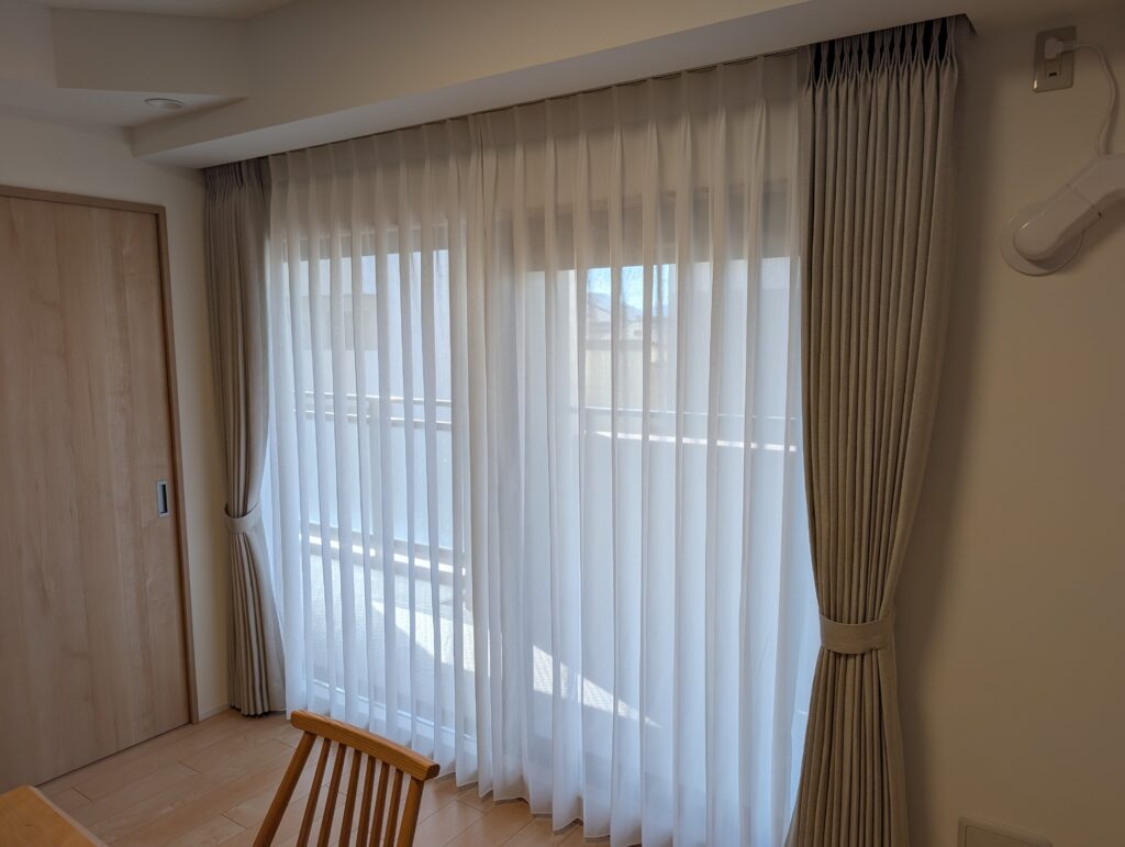 遮熱ミラーレースFT7708ウェイトテープ仕様のオーダーカーテン施工事例 京都市